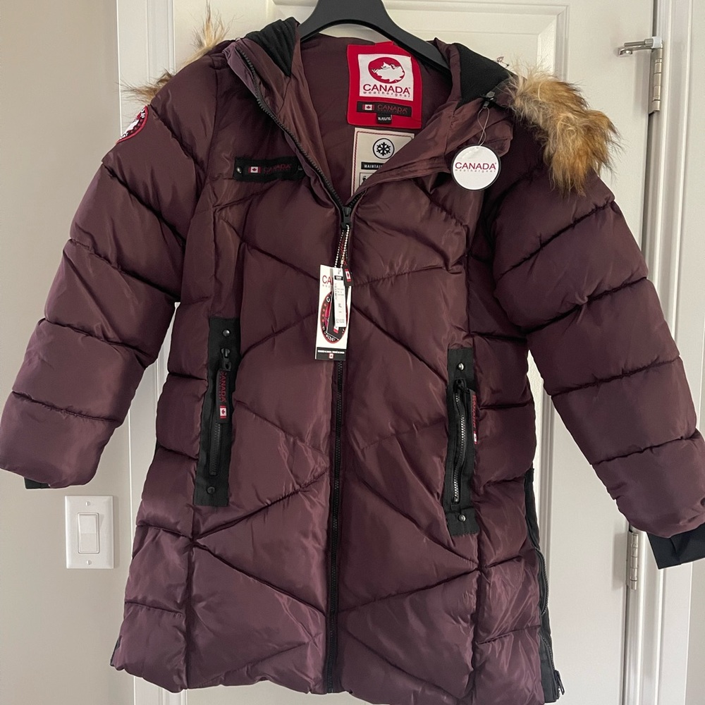 Canada weather gear winter coat size xl new w/tags . Hood does not detach